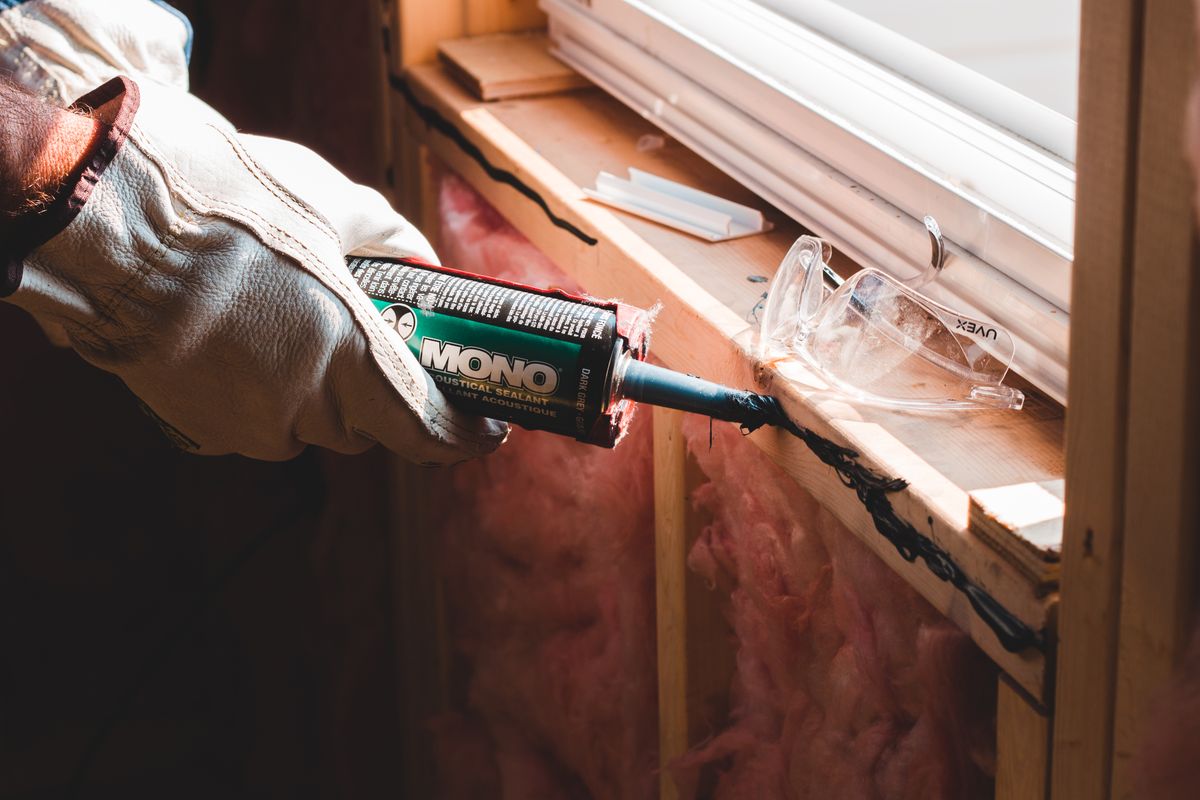 Adhesives & sealants